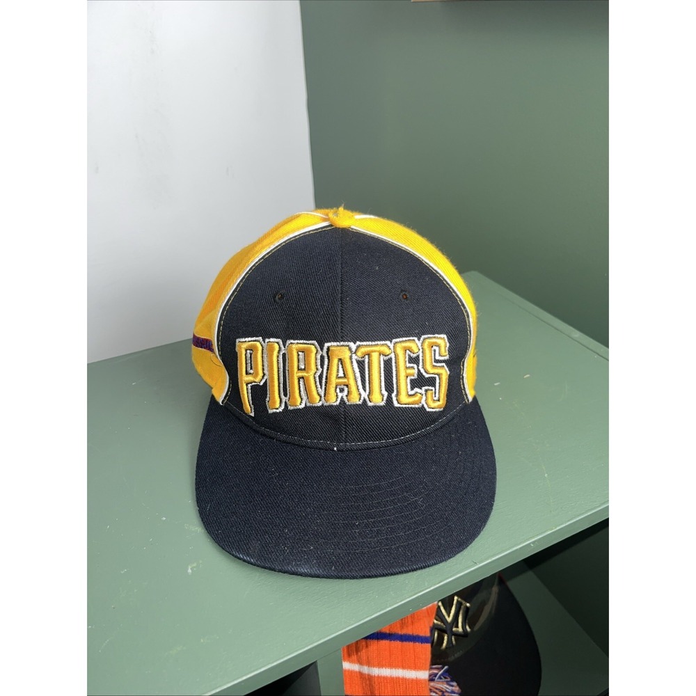 Men's Mitchell &‎ Ness Cooper Town Collection 7 3/8 Pirates Hat